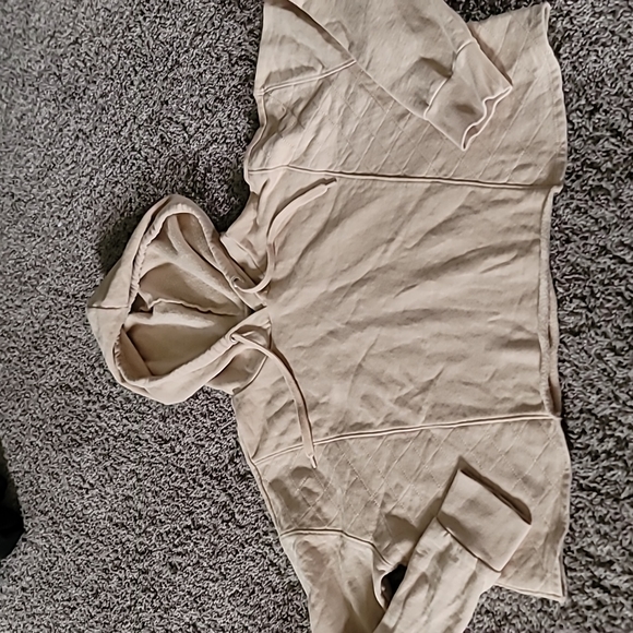 AWESOME CROP SWEATSHIRT With side quilt pattern - Picture 4 of 14